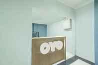 Lobby OYO Living 2195 Al Jazeerah Residence Syariah