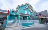 Bangunan 2 OYO 2224 Lousiana House Near RS Condong Catur