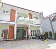 Exterior 5 AW Cozy Syariah