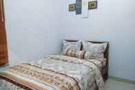 Bedroom Walasa Homestay Ganjar Syariah