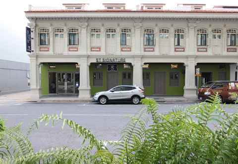 Exterior ST Signature Jalan Besar 