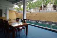 Swimming Pool Rumah Lina