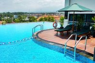 Swimming Pool Braling Grand Hotel Purbalingga, Azana Hotels Collection