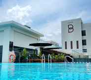 Swimming Pool 3 Braling Grand Hotel by Azana Purbalingga