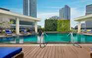 สระว่ายน้ำ 3 Mandarin Oriental Jakarta