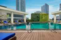 Swimming Pool Mandarin Oriental Jakarta