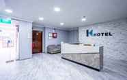 Lobi 2 K Hotel 8