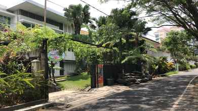 Bangunan 4 Guest House Studio Living