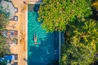 Swimming Pool Minabali Bunga'lo Hotel