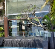 Kolam Renang 7 Golden Tulip Balikpapan Hotel and Suites