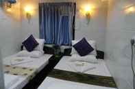 Kamar Tidur Paris Guest House (Managed by Dhillon Hotels)