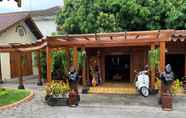 Luar Bangunan 2 Dem Ayem Heritage Guest House