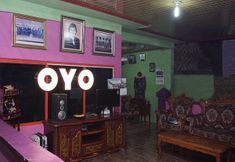 Lobby 7 OYO 2410 Intan Hotel
