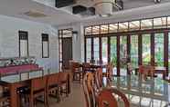 Bar, Cafe and Lounge 7 T Resort Palai