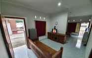 Lobi 6 Graha Satu Homestay