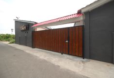 Bangunan 6 OYO 2333 Kost Flamingo
