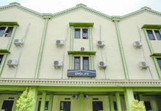 Exterior 4 OYO Life 2508 Alba Suites Homestay Syariah