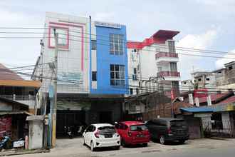 Luar Bangunan 4 OYO 2524 Royal Borneo Guesthouse