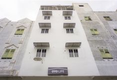 Bangunan 4 OYO Life 2366 Gatsu Kost