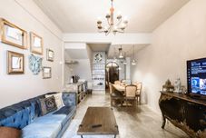 共用スペース Lion's Den Hotel