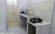 Toilet Kamar 6 Pondok Rafisqy by Anrha