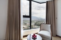 Lobi Regalia Gold Hotel Nha Trang