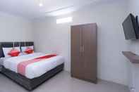 Bilik Tidur OYO 2444 Sera House Near RS Condong Catur