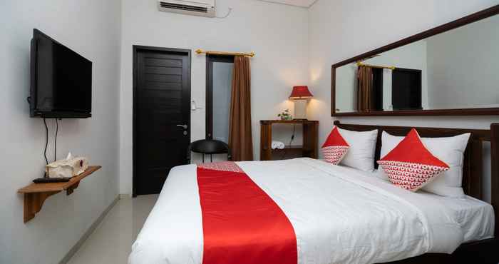 Bedroom OYO 2438 D' Tamblingan Guesthouse