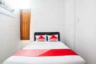 Bedroom OYO 2538 Hotel Anugerah Deli Serdang