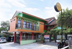 Exterior 5 SPOT ON 2514 Homestay Ortegha