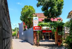 Exterior 2 Ketut Smile