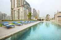 Swimming Pool The Quarter Phromphong by UHG