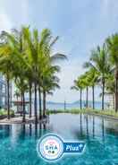 SWIMMING_POOL โอเชียนฟรอนท์ บีช รีสอร์ท