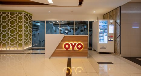 Lobby 2 OYO 2245 Apartment Grand Kamala Lagoon