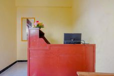 Lobi SPOT ON 2219 Madina Residence Syariah