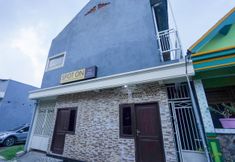 Luar Bangunan 4 SPOT ON 2219 Madina Residence Syariah