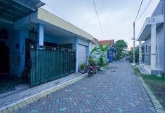 Luar Bangunan 3 SPOT ON 2219 Madina Residence Syariah