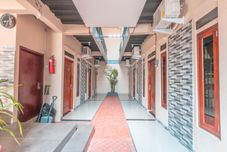 พื้นที่สาธารณะ OYO 2235 Khey Village Syariah Near Rumah Sakit Umum Daerah Jagakarsa