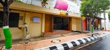 Bangunan 2 OYO 2240 Simpang Tujuh Residence Kudus