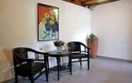 Lobby 5 Villa Meranti - Log Home Villa Taman Wisata Bougenville