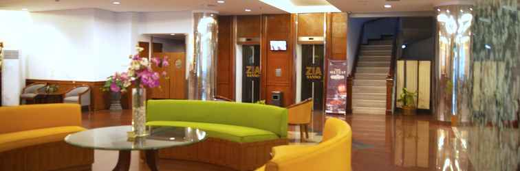 Lobi Hotel ZIA Sanno Jakarta - Pluit