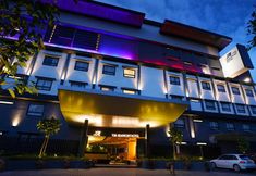 Exterior 3 TSR SeaFront Hotel