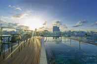 Swimming Pool Lyns Hotel and Apartment Danang