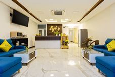 Lobby Lyns Hotel and Apartment Danang