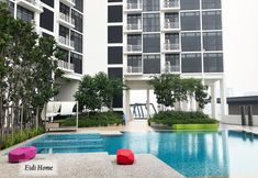 Swimming Pool 3 Cyberjaya Artsy One Bedroom Suite