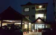 Luar Bangunan 3 Maylay Guesthouse