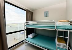 卧室 3 Lovina 7-AE at One Residence near Ferry Terminal