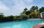 Swimming Pool 4 Kampoeng Kita • Cisaat Sukabumi