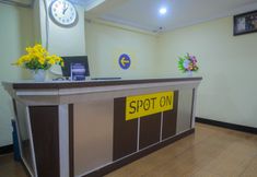 Lobby 7 SPOT ON 2305 Andys Nur Penginapan