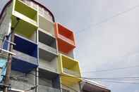 ภายนอกอาคาร Hotel Surya Pantai Losari Makassar